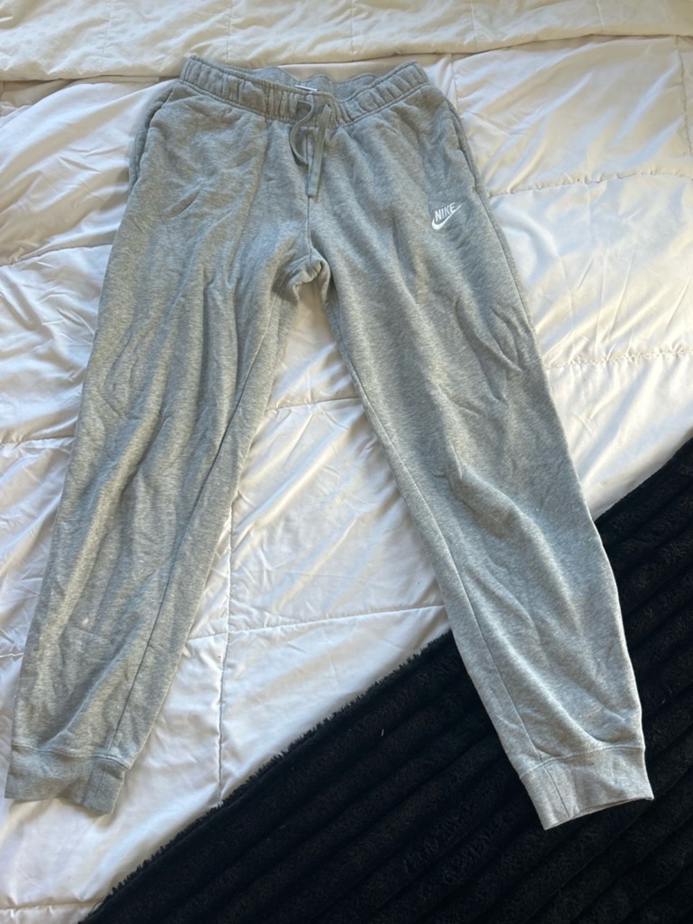 Nike Light Gray Men’s Fleece Jogger Sweatpants